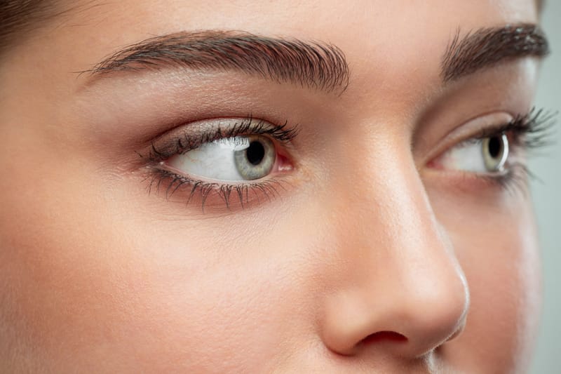 Does Brow Thickening Serum Work?